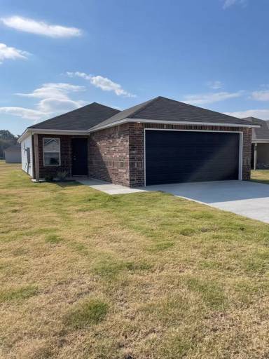 Main picture of 5521 Beech Grove Dr