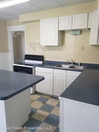 Main picture of 824 19th St