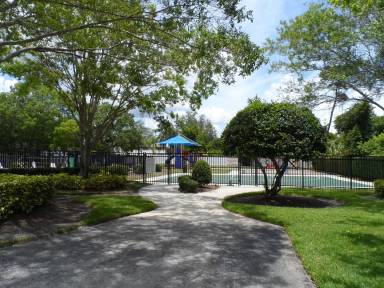 Main picture of 206 Palmetto Springs St