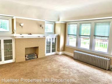 Main picture of 524 N 66th St