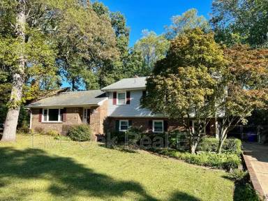 Main picture of 8040 Buffalo Ave