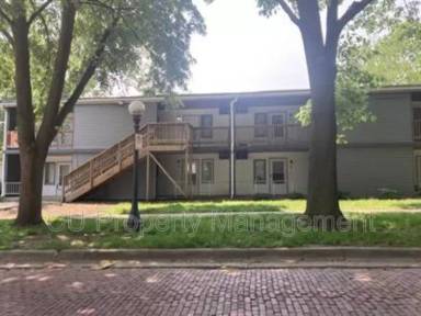 Main picture of 801 W Hill St