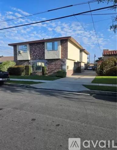 Main picture of 9529 Olive St