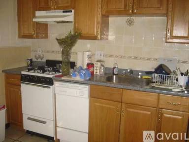 Main picture of 107 Gordon St