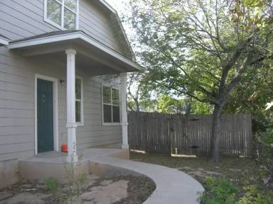 Main picture of 7002 Bennett Ave
