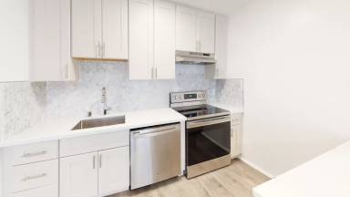 Main picture of 755 Green St