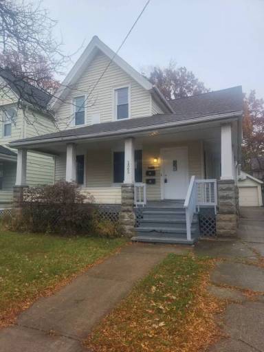 Main picture of 1565 Hopkins Ave