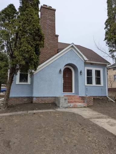 Main picture of 153 Boulevard Ave NE