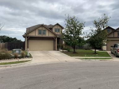 Main picture of 113 Fort Griffin Dr