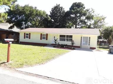 Main picture of 222 Moriarty St NW
