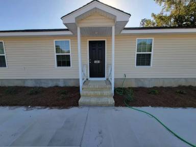Main picture of 1381 Springdale Dr