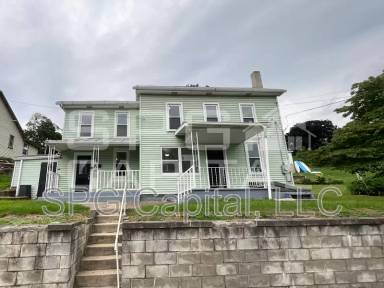 Main picture of 229 Lincoln St