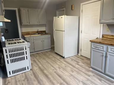 Main picture of 35 Younglove Ave