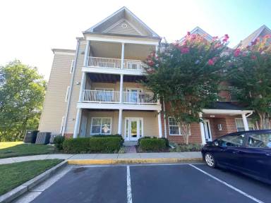 Main picture of 805 Latchmere Ct