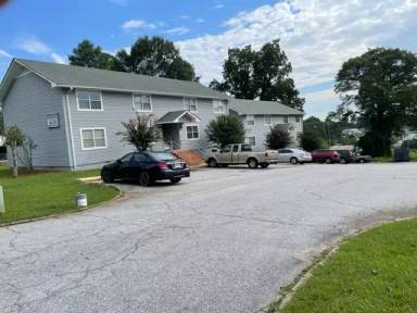 Main picture of Parkview Apartments