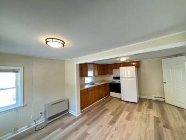 Main picture of 106 Washington St