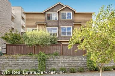 Main picture of 4515 8th Ave NE