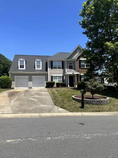 Main picture of 11400 Fox Hill Dr