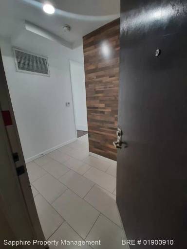 Main picture of 5605 Gentry Ave