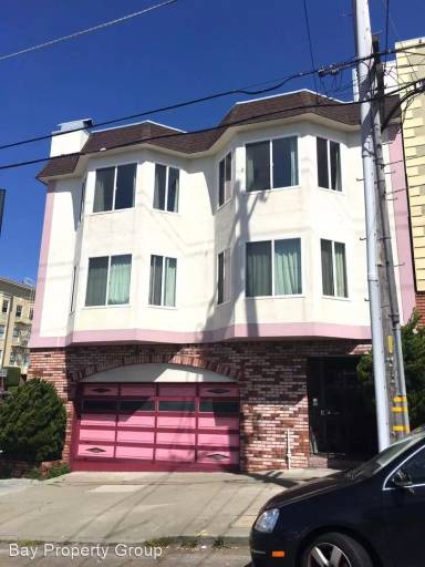Main picture of 704 Santiago St