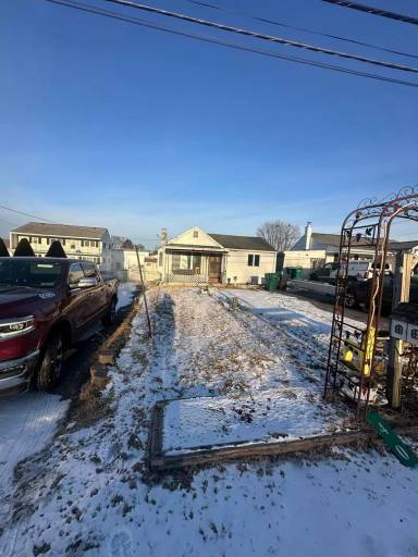 Main picture of 40 Valley St