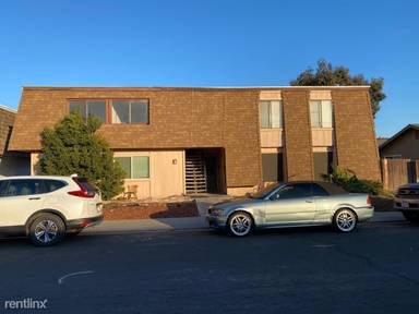 Main picture of 242 McNary Cir