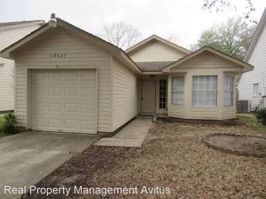 Main picture of 19519 Shady Bank Dr