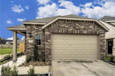 Main picture of 137 Emory Birch Dr