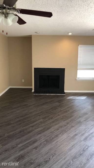 Main picture of Curry Junction Apartments