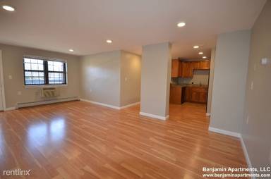 Main picture of 757 Highland Ave