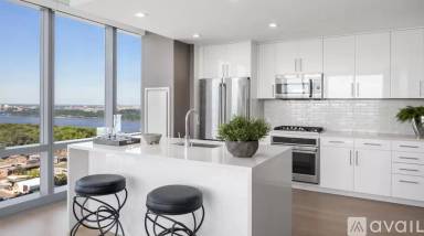 Main picture of 125 Main St