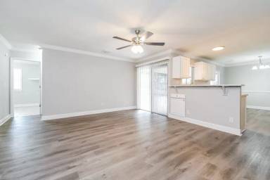 Main picture of 1048 Saint Croix Ave