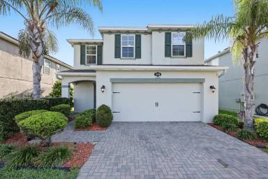 Main picture of 19416 Roseate Dr