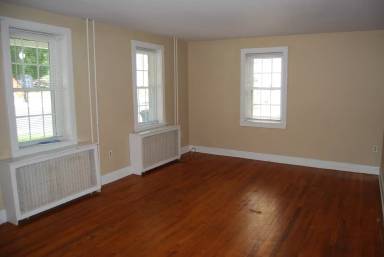 Main picture of 126 W Frederick St