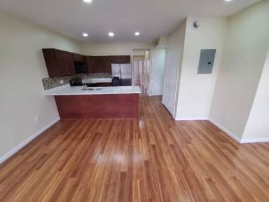 Main picture of 113 Morris St