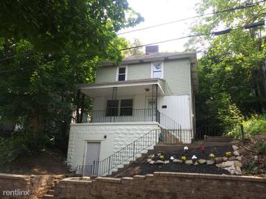 Main picture of 1721 Scott St