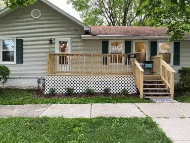 Main picture of 625 Clinton St