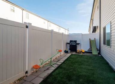 Main picture of 2088 N 350 W