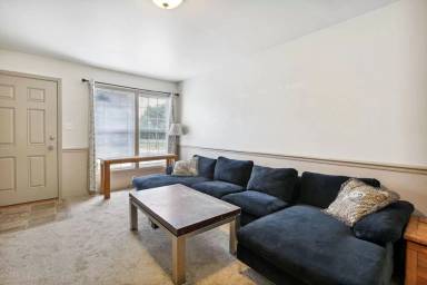 Main picture of 805 S Sunny Ln