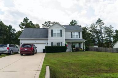 Main picture of 162 Holly Oak Cir