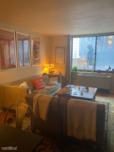 Main picture of 275 Greenwich Street Apartments
