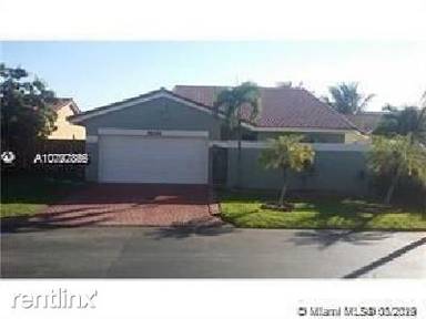 Main picture of 15134 SW 92nd Ter