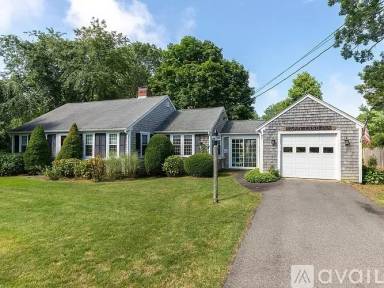 Main picture of 25 Nantucket Ave
