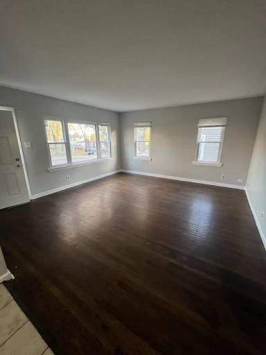 Main picture of 6916 Alexander Ave