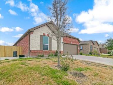 Main picture of 25507 Ramsey Heights Way