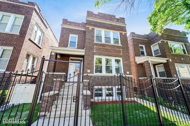 Main picture of 1137 S Mason Ave