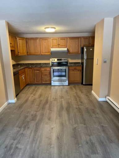 Main picture of 16 Mayberry Dr