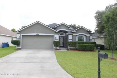 Main picture of 4198 Victoria Lakes Dr W