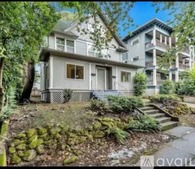 Main picture of 1415 SE Main St
