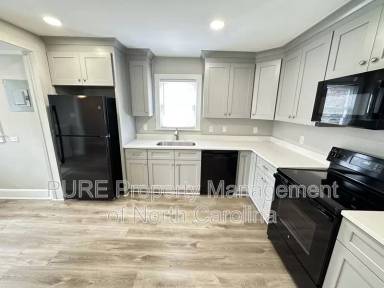 Main picture of 1412 Shepard St